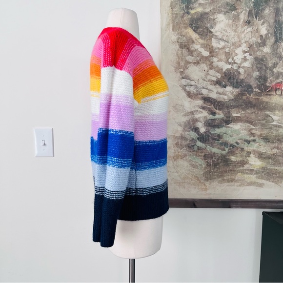 Old Navy Women's Rainbow Striped Sweater Size Small - Picture 4 of 7